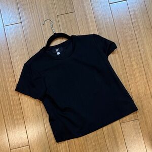 🖤 KUT From the Kloth Black Short Sleeve Top | Classic Essential